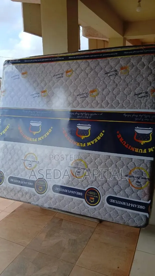 Kingsize Matress 20inches · Photo 1
