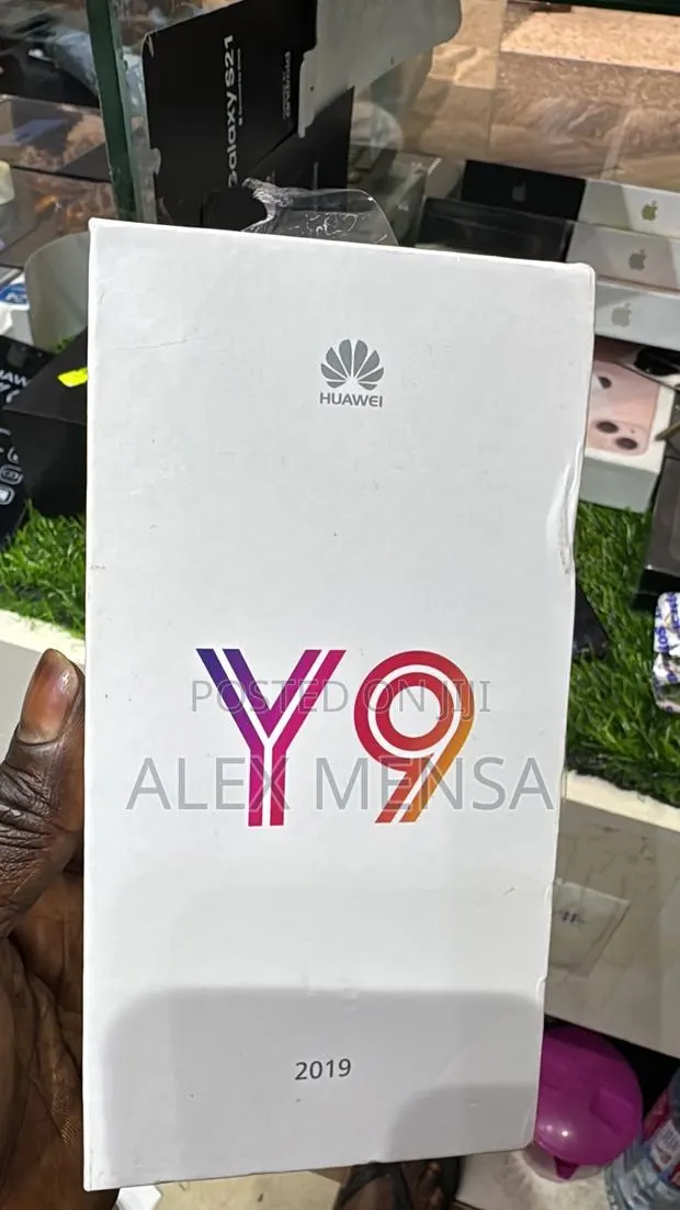 New Huawei Y9 2019 128 GB Black · Photo 1