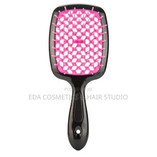 Hollow-Out Detangling Brush · Photo 1