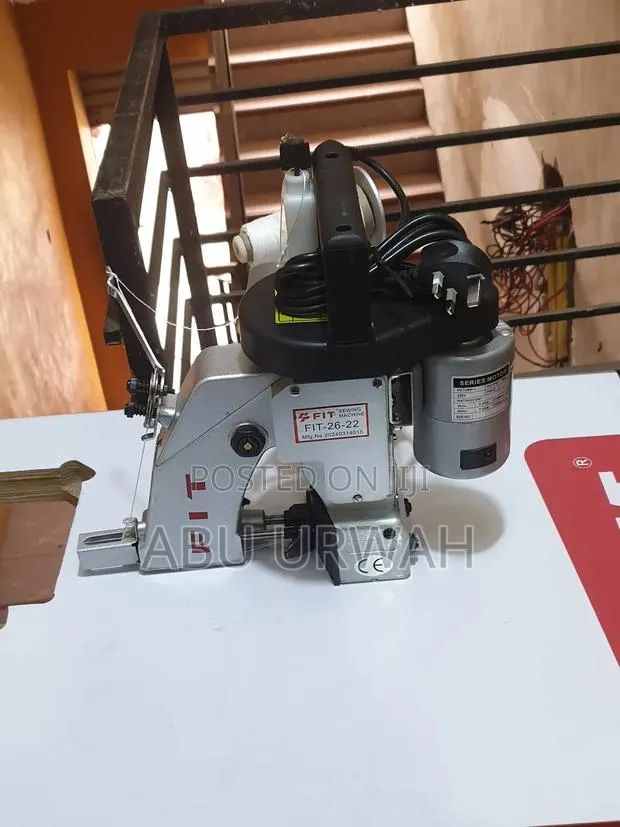 Double Needle Sack Machine · Photo 1