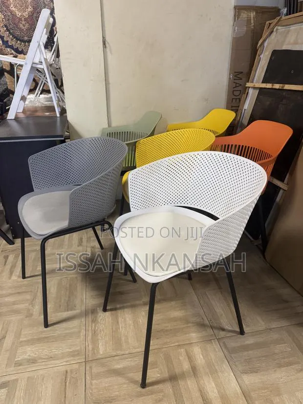 Garden Chairs · Photo 4