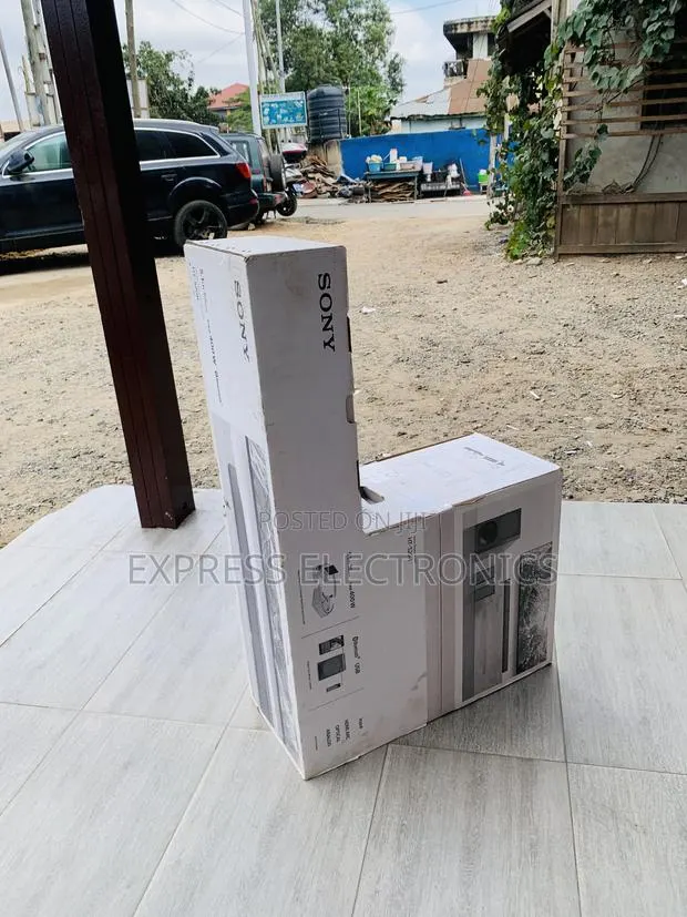 Grab the New 400W 5.1ch Home Cinema Soundbar System | HT-S20R Sony · Photo 1