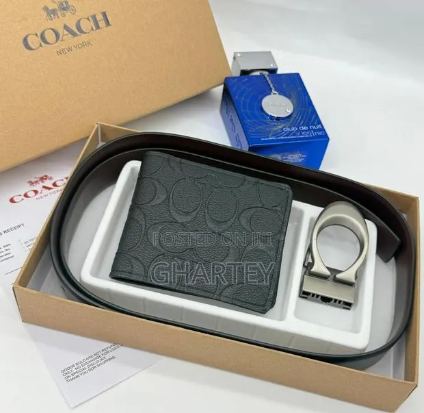 Coach Wallet Belt Combo - Reversible Wallet Combo · Photo 1