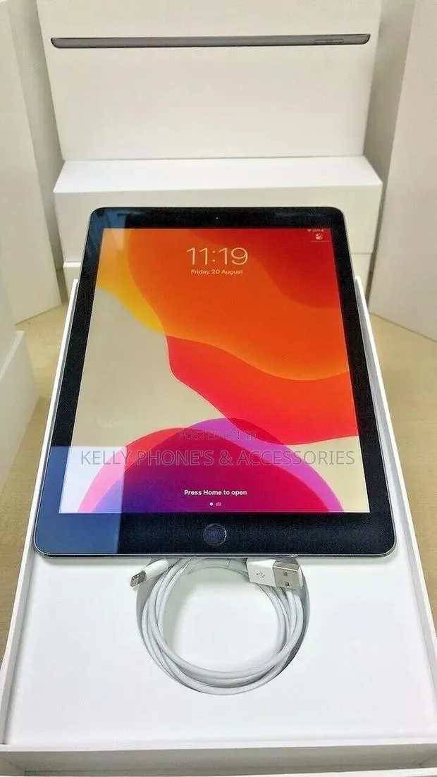 Apple iPad Pro 9.7 (2016) 128 GB Black · Photo 1