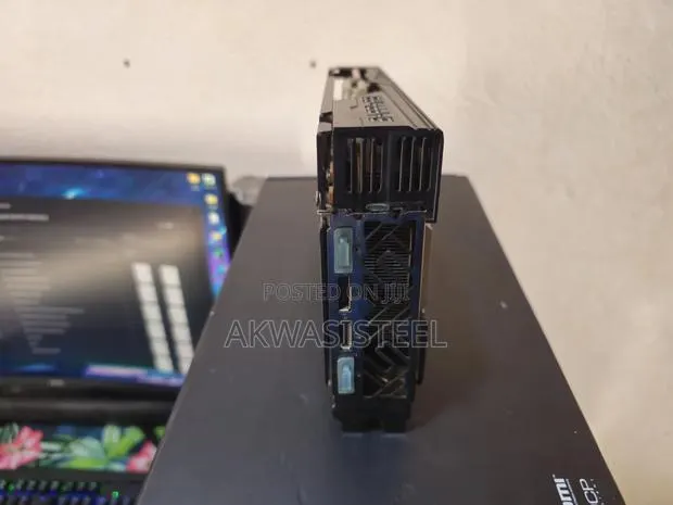 Sapphire Radeon RX 5700 XT 8GB GDDR6 Graphics Card · Photo 4