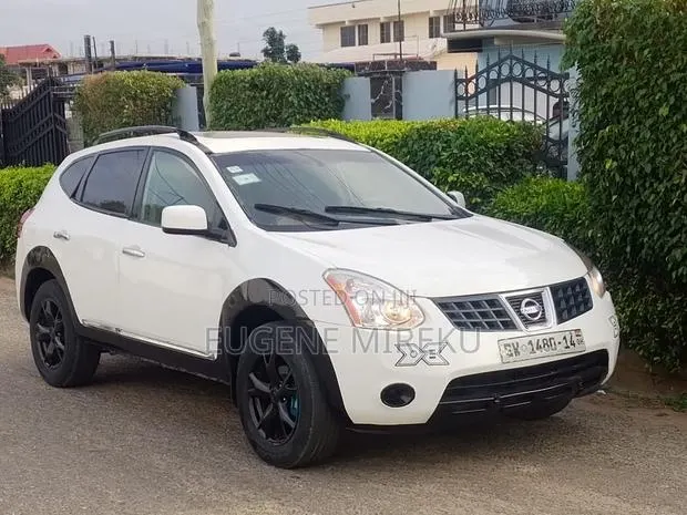 Nissan Rogue 2008 White · Photo 1