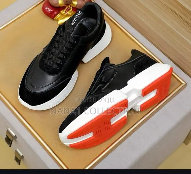 Hermes Giga Sneakers · Photo 1