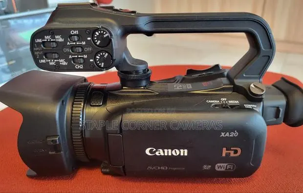 CANON Xa20 Camcorder · Photo 1