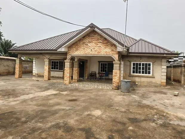 4bdrm House in Adenta, New Legon for rent · Photo 1