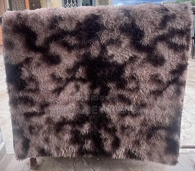 Fluffy Carpet · Photo 1