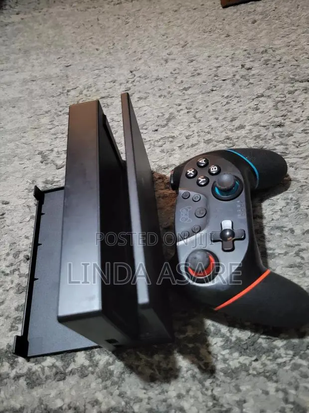 Nitendo Switch Dock for TV Connection · Photo 1