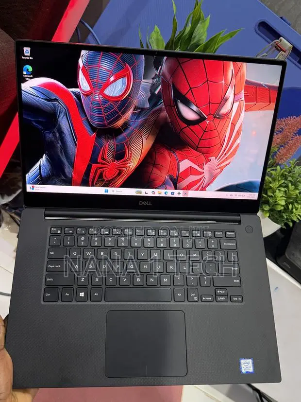 Laptop Dell Precision 5540 16GB Intel Core i7 SSD 256GB · Photo 1