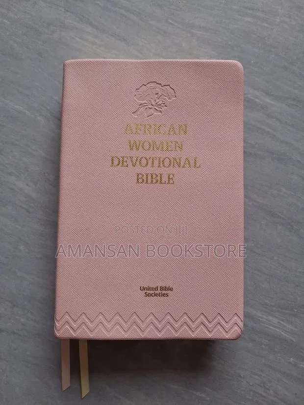 African Woman Devotional Bible: United Bible Societies · Photo 1