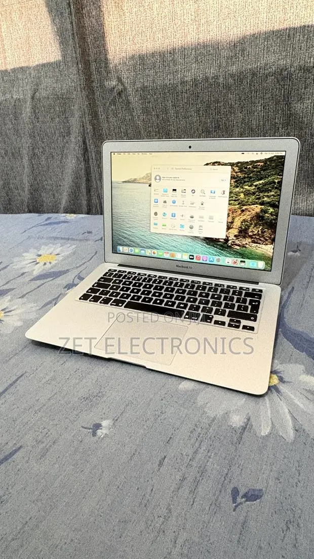 Laptop Apple MacBook 2014 4GB Intel Core i5 SSD 128GB · Photo 1