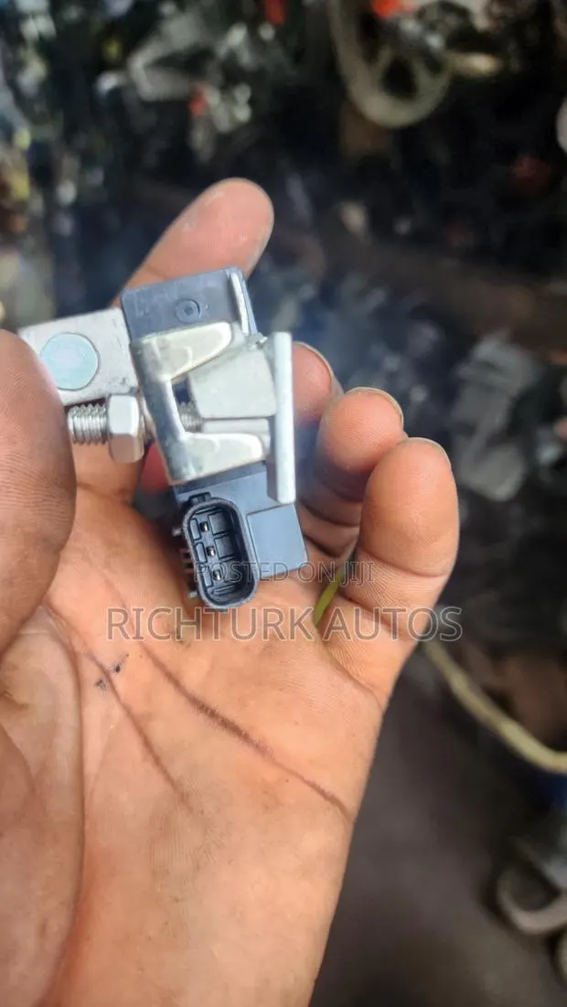 Honda Accord 2016-2025 Battery Sensors · Photo 1