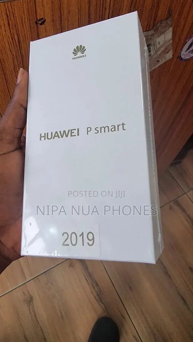 New Huawei P Smart 2019 64 GB Black · Photo 1
