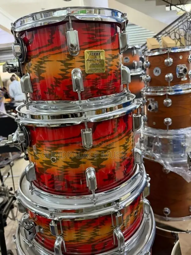TAMA Maple Custom Absolute Drumset · Photo 1