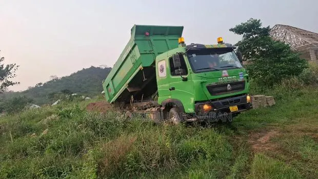 Sinotruck Howo for Sale · Photo 1