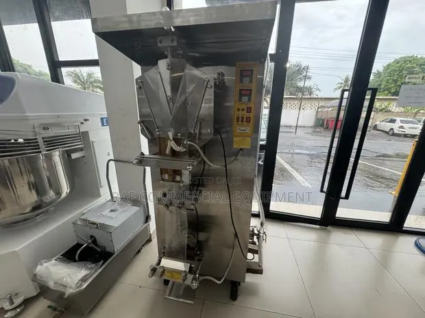 Pure Water Sachet Machine · Photo 1
