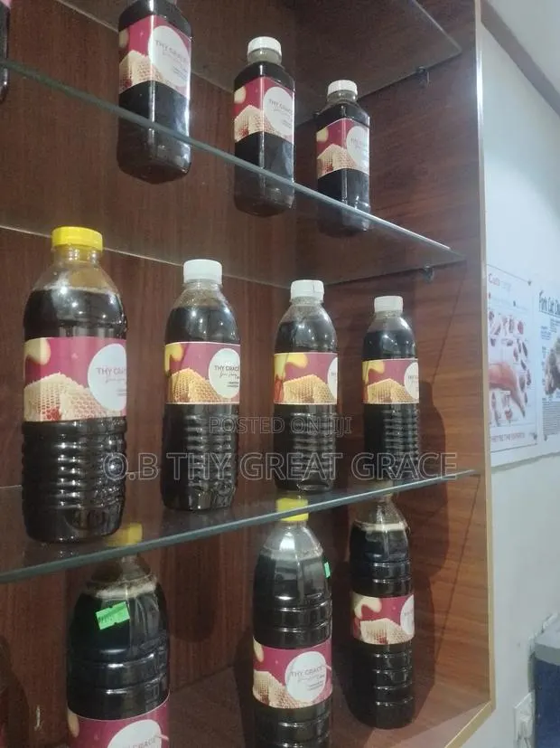 Raw Natural Honey Available at Dome in Accra · Photo 1