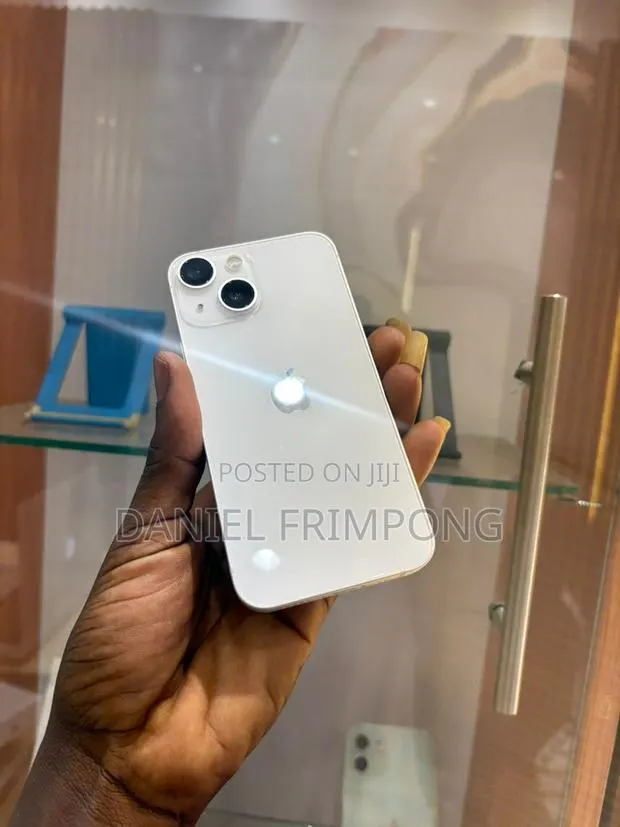 New Apple iPhone 13 Mini 128 GB White · Photo 1