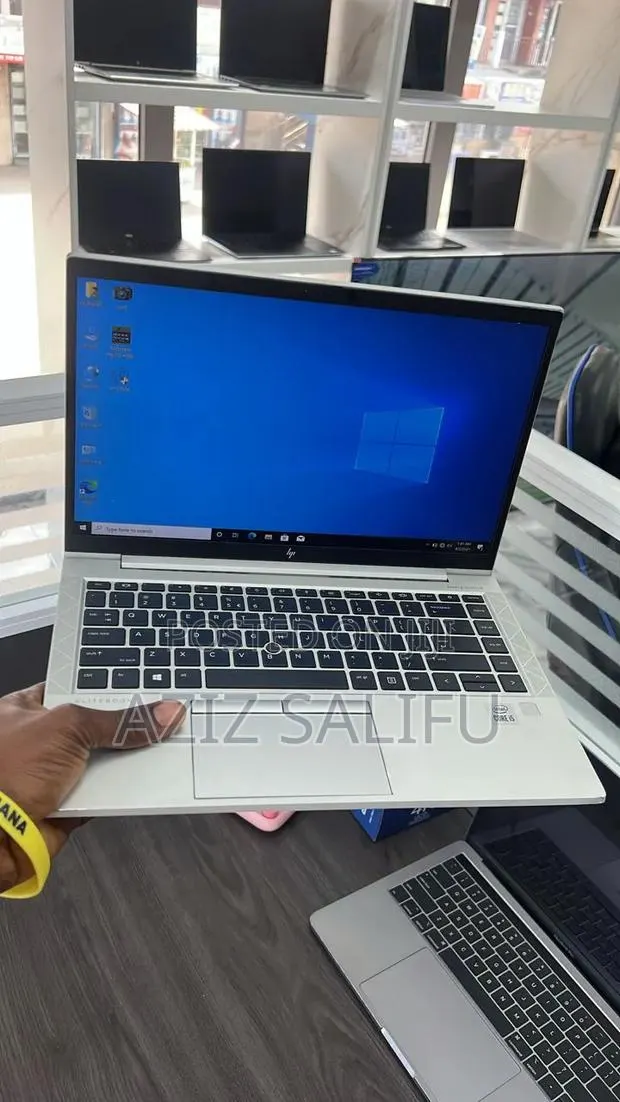 Laptop HP EliteBook 840 G7 8GB Intel Core i5 SSD 256GB · Photo 1