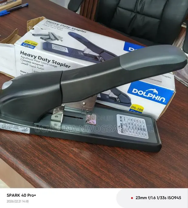 Giant Stapler · Photo 1