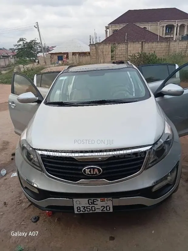 Kia Sportage 2014 Silver · Photo 1