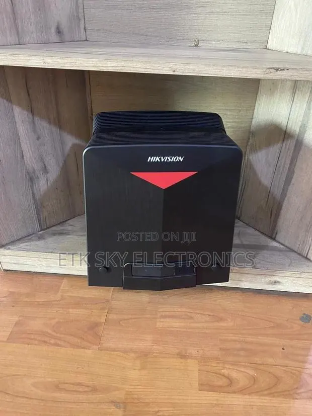Hikvision Sliding Gate Opener Kit · Photo 1