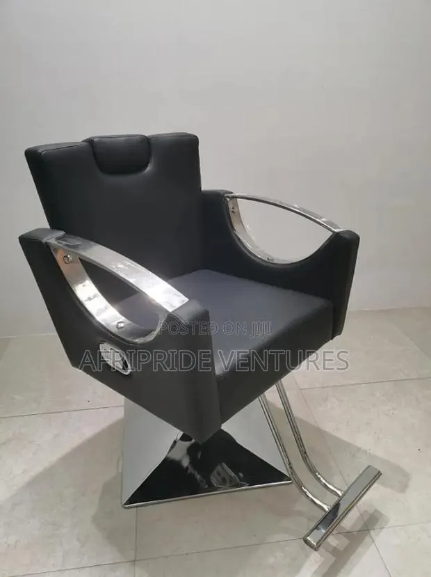Salon Styling Chair · Photo 1