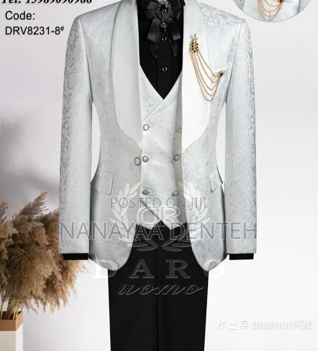 Men 'S Suits · Photo 1