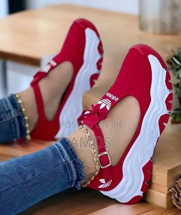 Adidas Mary Jane · Photo 1