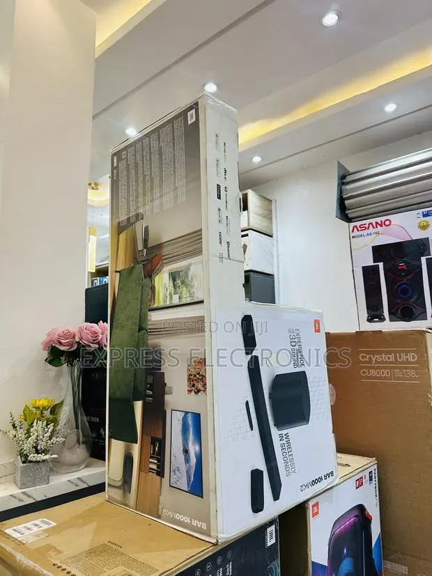 Limited Entertainment JBL 1000mk2 Soundbar With Woofers · Photo 1
