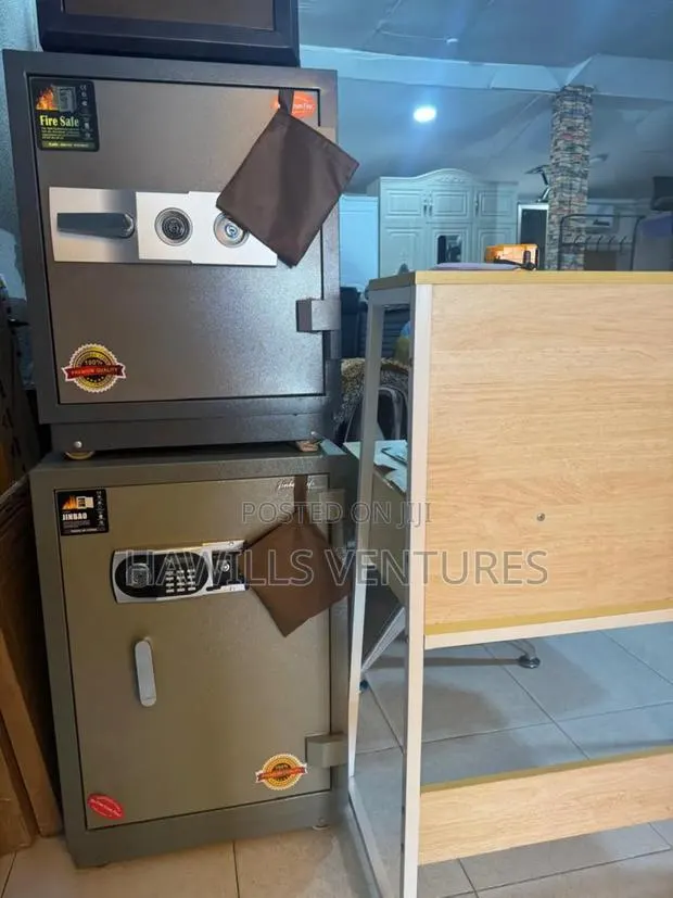 Quality Fireproof Money Safe · Photo 1