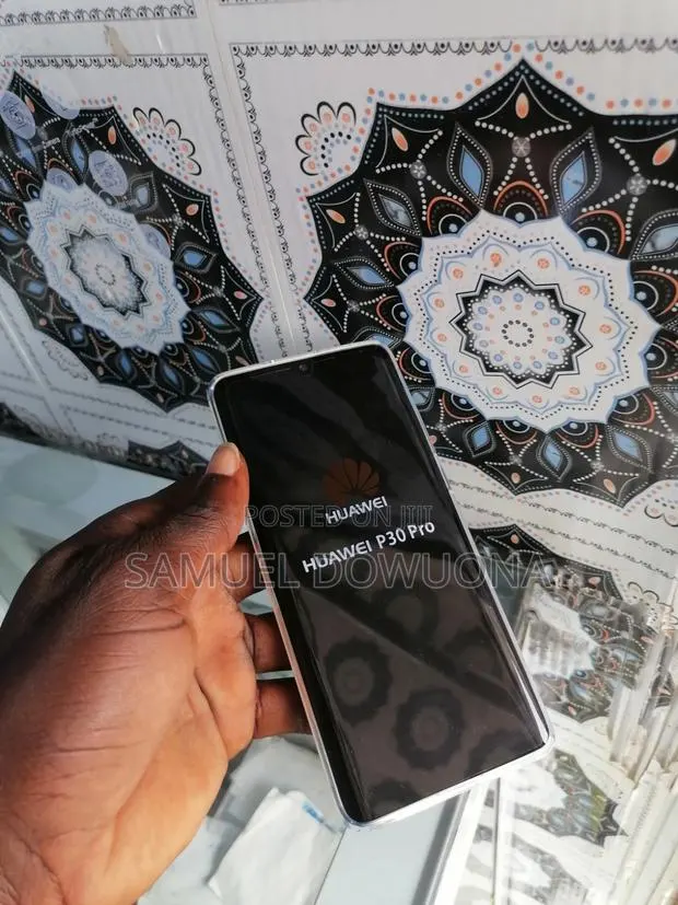 Huawei P30 Pro 128 GB Blue · Photo 1