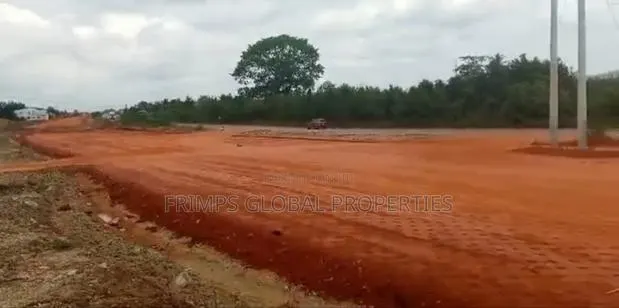 Roadside 10 Plots Of Land At Winneba Junction For Sale · Photo 1