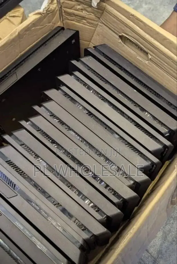 Ps4 Slim,Pro and Standard Available · Photo 1
