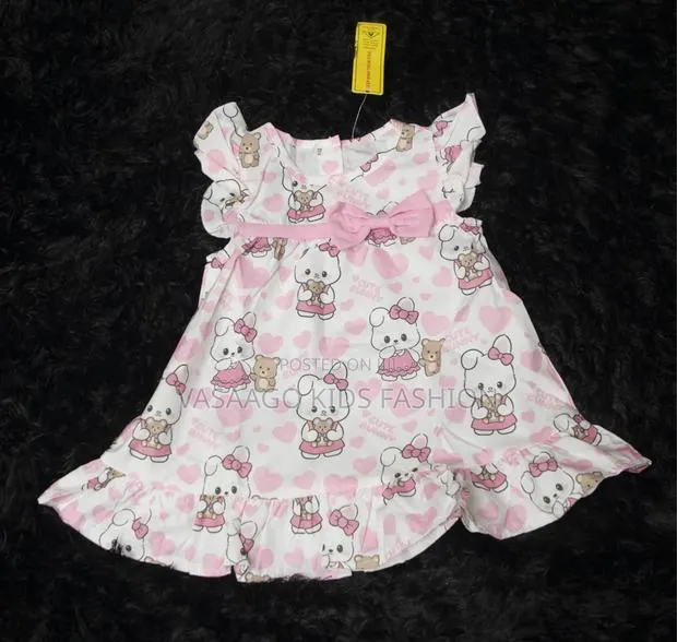 Cute Hello Kitty Dress for Little Girl · Photo 1