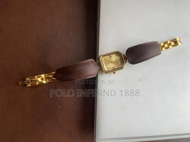 Chanel Ladies Watch · Photo 1