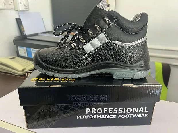 Safetoe PU Safety Boot · Photo 1