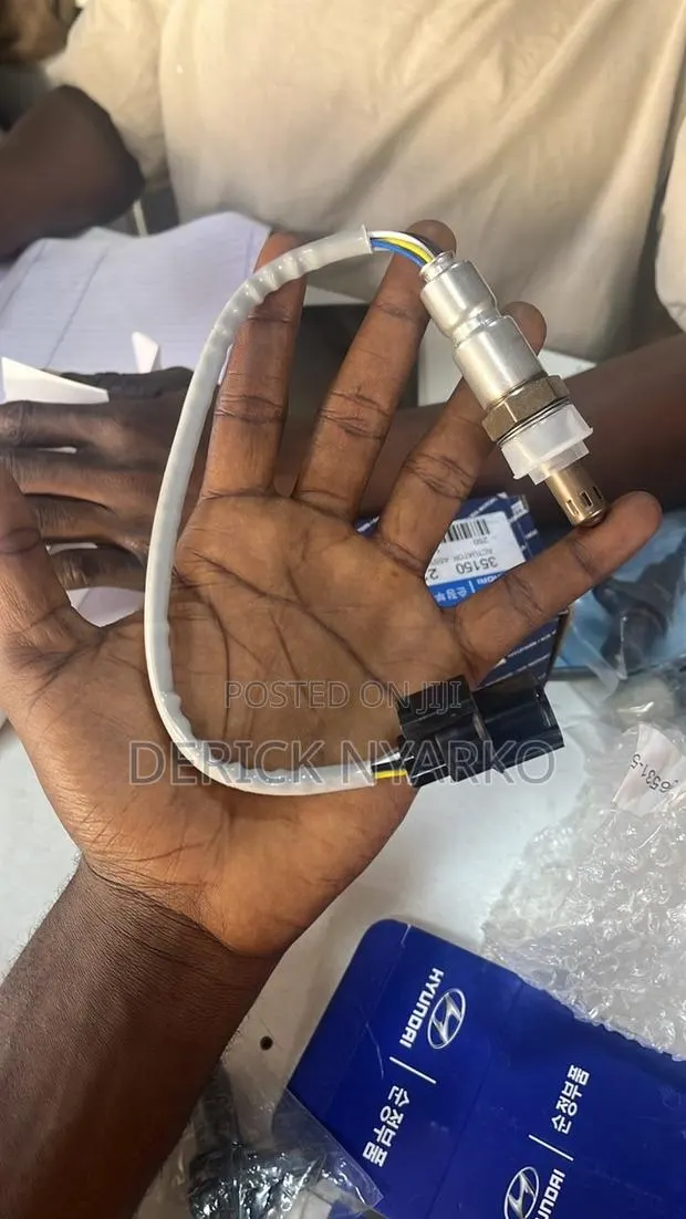 Honda CRV 2017-2022 Oxygen Sensor · Photo 1