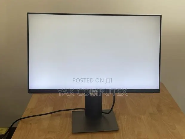Dell 24 Inch Ips Monitor Dessigners Choice · Photo 1