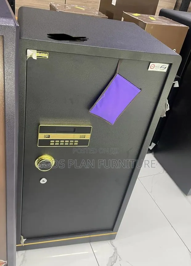 Quality Money Safe · Photo 1