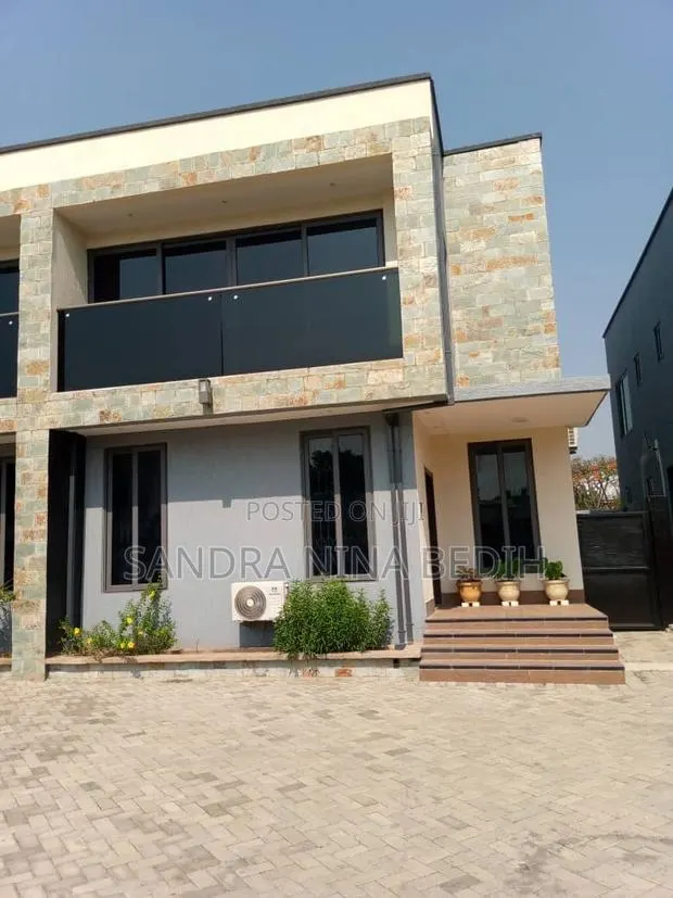 Furnished 3bdrm Mansion in Resident Area, Dzorwulu for sale · Photo 1
