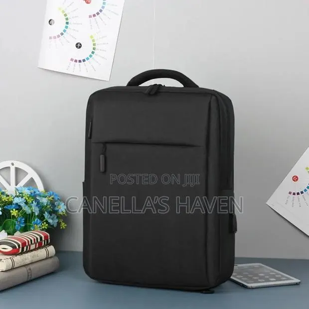 Elitesecure Waterproof 15.6" Laptop Backpack · Photo 1