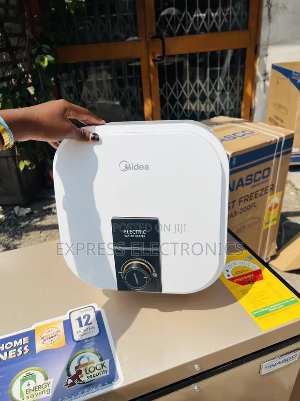 Midea 30l Square Electric Water Heater 2000w [D30-20vd] · Photo 1