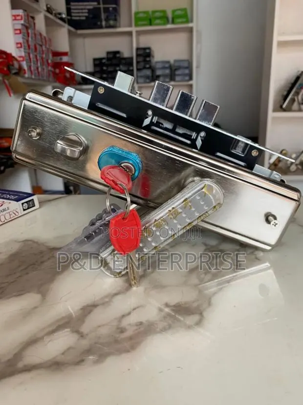 China Door Lock (Silver Colour) · Photo 1