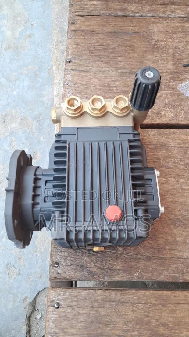 44 Series Hollow Shaft Pressure Washer Pump Head · Photo 1
