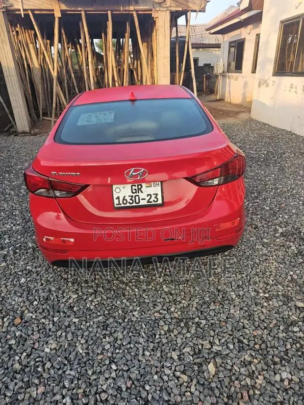 Hyundai Elantra 2013 Red · Photo 1