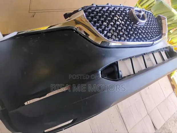 Mazda CX 30 2019/2020/2021/2022/2023/2024 Font Bumper Complete · Photo 1